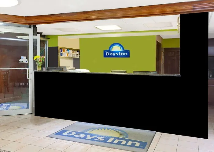 Days Inn By Wyndham Elk Grove Village O\'Hare Airport West