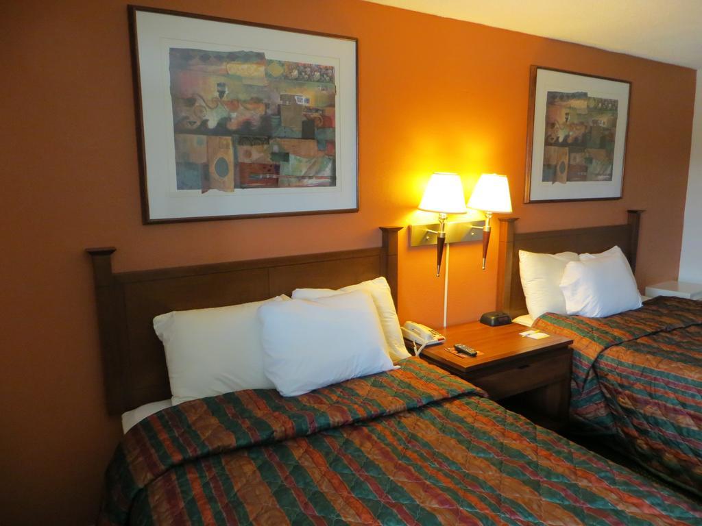 Days By Wyndham O'hare Airport West Hotel 2*